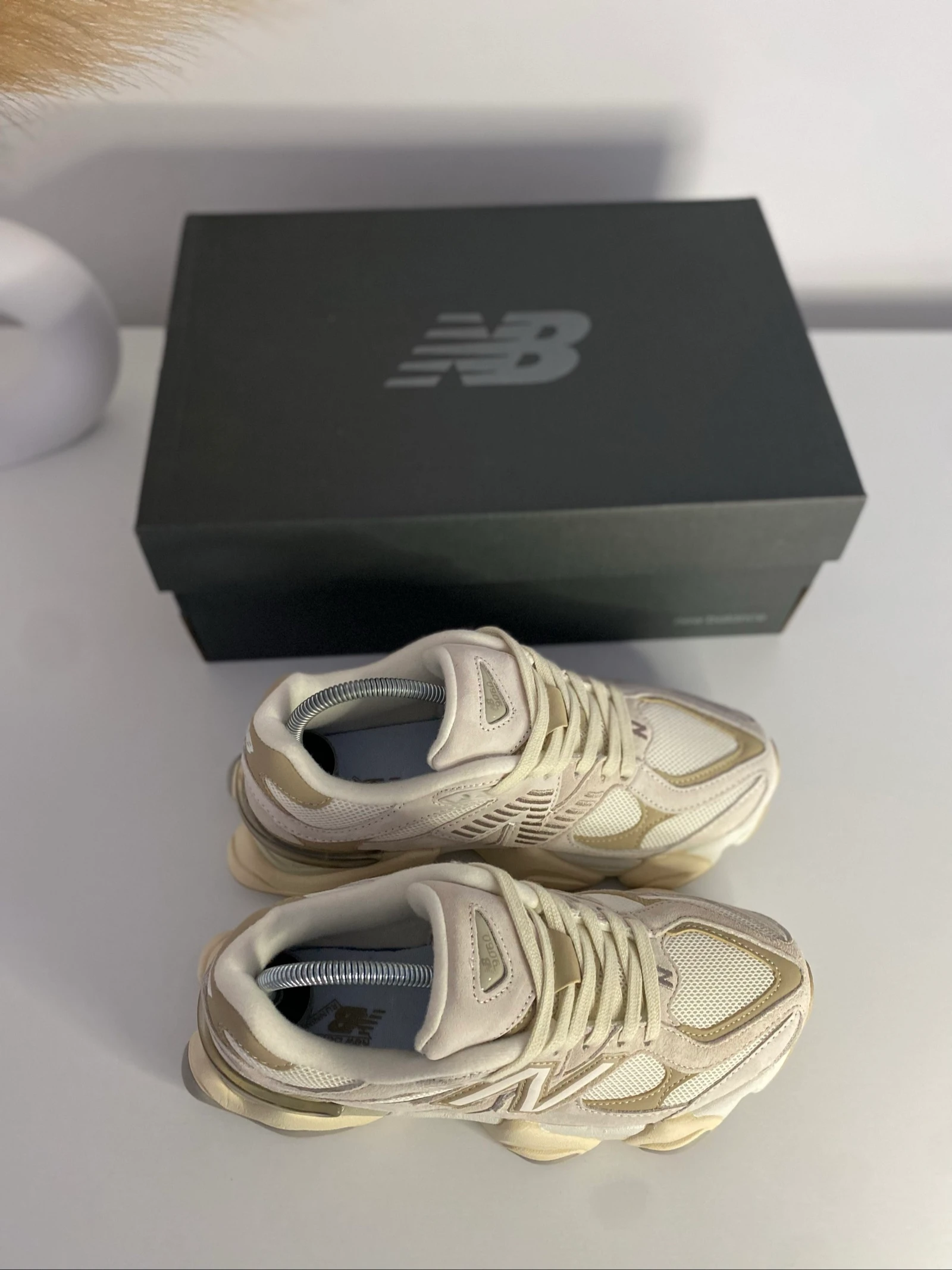 New Balance 9060 Beige 38 – photo 4